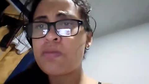 aisha koswell3 online show from April 12, 10:29 am