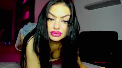 aishamissx online show from November 9, 11:00 pm