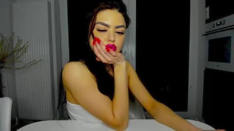 aishamissx online show from February 8, 11:35 pm