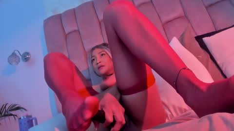 aisha  online show from March 2, 10:15 pm