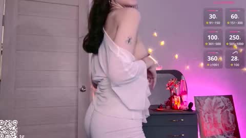 Kendall online show from December 4, 5:10 am