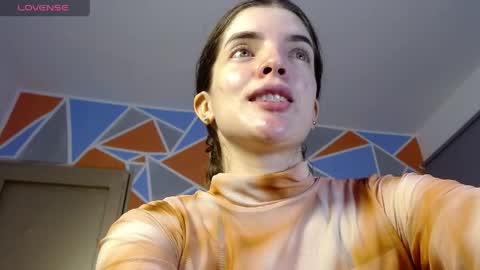           online show from April 7, 8:27 am