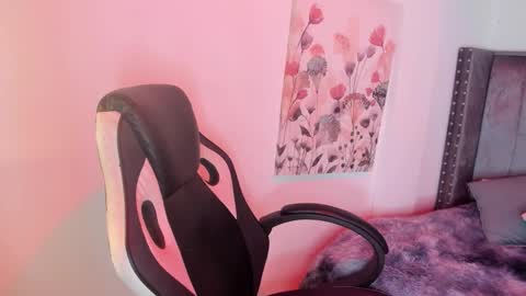 Alaia Carter online show from November 11, 3:02 am