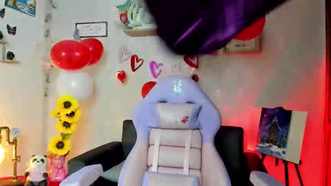 Alaia online show from February 19, 5:23 pm