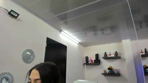 Maeve  online show from February 5, 10:41 am