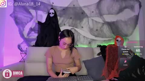 alana_pherson online show from October 2, 1:10 am