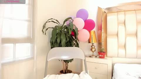       online show from February 4, 8:49 pm