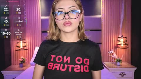 Sasha online show from April 6, 11:11 am