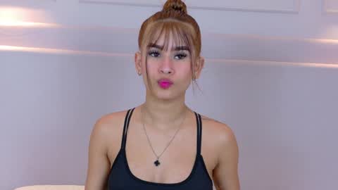 alannacarteer online show from April 15, 3:40 am