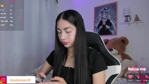 Snapshot of alannah__ chatting on February 12, 11:51 am online show from February 12, 11:51 am