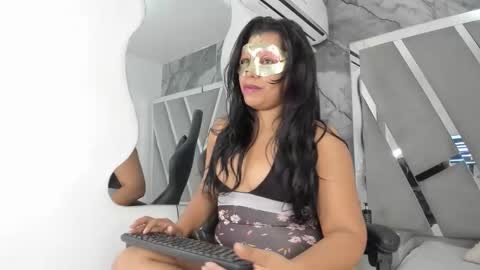 alannaht online show from March 26, 1:35 pm