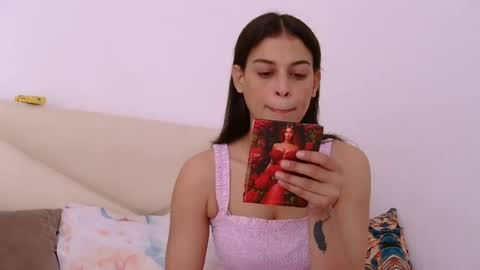 AllylicArabis online show from June 18, 3:06 pm