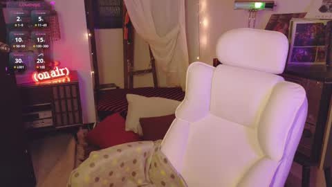 Alaska Grace       online show from March 12, 1:58 am