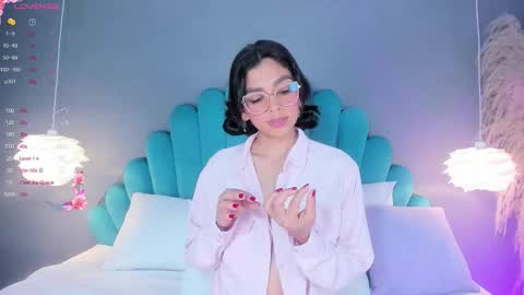 Alassia Hocthner online show from October 21, 11:36 am