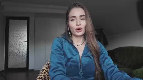 Alecssalove online show from February 11, 2:29 pm