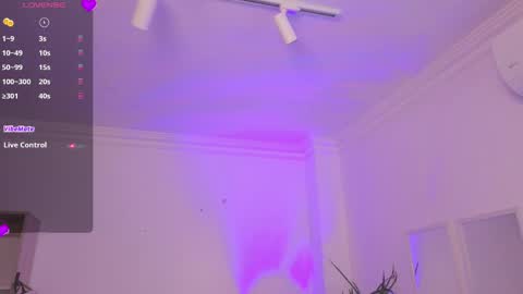 Alejandra online show from April 4, 11:20 am