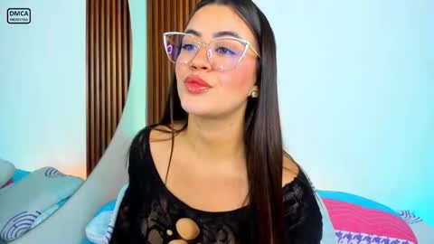 Aleja Moore online show from February 15, 1:54 pm