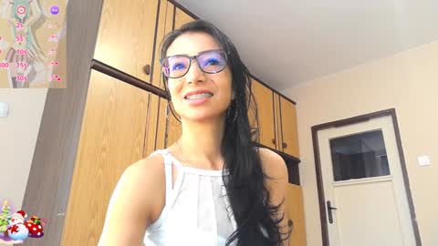 Alejandra online show from January 3, 8:00 am