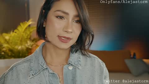 Snapshot of alejastorm chatting on February 2, 2:59 am Alejandra online show from February 2, 2:59 am