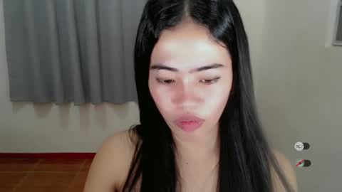 Snapshot of alesha_vibe_me chatting on January 10, 4:51 pm alesha_vibe_me online show from January 10, 4:51 pm