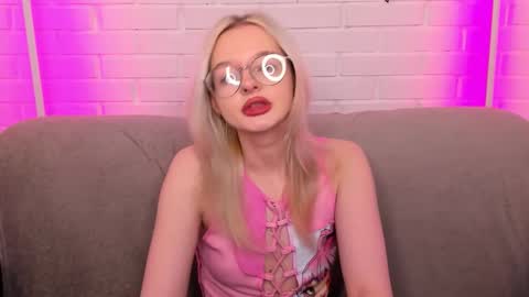 alessakiss online show from February 11, 8:49 am