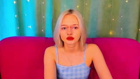 alessakiss online show from February 4, 8:50 am