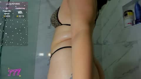 alessandra_0 online show from April 7, 3:41 am