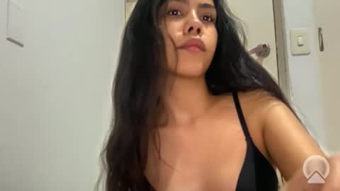 alessia594591 online show from June 2, 4:57 am