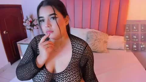 alessiaowen_ online show from April 15, 2:23 am