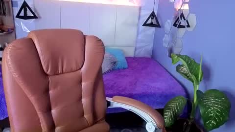 Valery online show from December 4, 4:30 pm