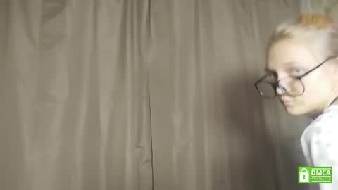 Alex online show from February 21, 9:21 am