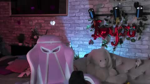 alex_howell online show from February 26, 8:57 pm