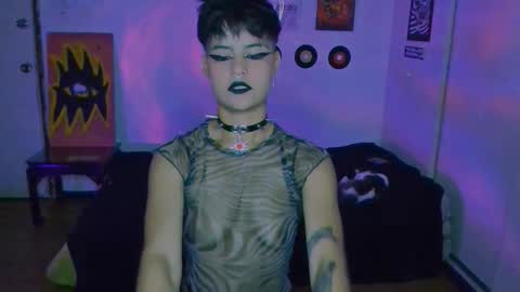 Alex online show from October 2, 2:05 am