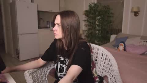 Snapshot of alexa_feels chatting on October 11, 4:31 pm Little Duck homie online show from October 11, 4:31 pm