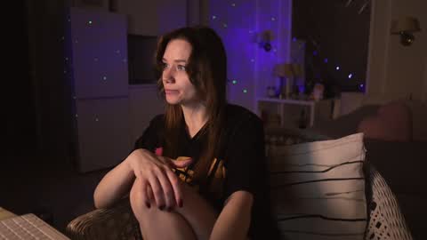 Snapshot of alexa_feels chatting on February 1, 6:51 pm Little Duck homie online show from February 1, 6:51 pm