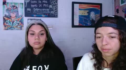 Snapshot of alexablu3 chatting on October 23, 1:33 am Alexa Blu3 online show from October 23, 1:33 am