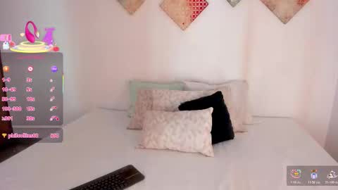 Alexandra Castillo online show from October 26, 4:08 am