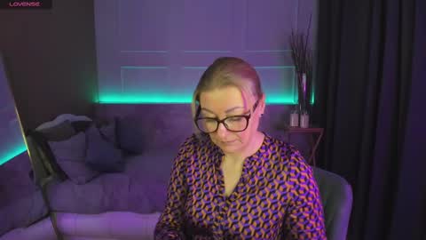 Alexandra online show from February 24, 8:47 pm