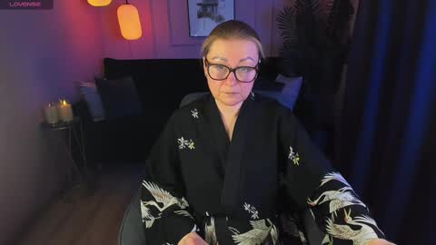 Alexandra online show from February 15, 8:45 pm