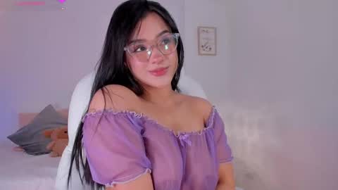 lexandra  online show from March 2, 10:37 am