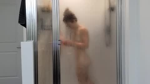 Alexi online show from January 15, 2:02 pm