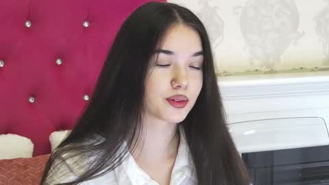 alexisdevine online show from February 25, 5:39 am