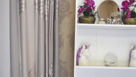 alexisdevine online show from February 12, 5:31 am