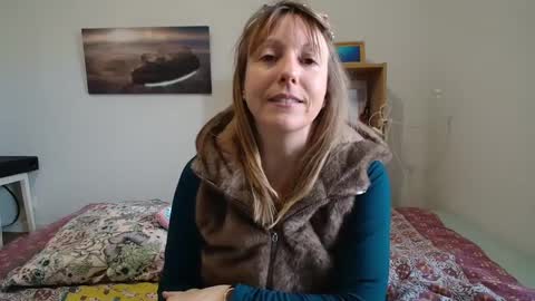 Alice online show from March 8, 8:51 am