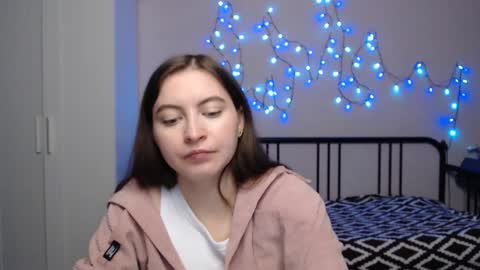 Alice online show from December 9, 5:30 pm