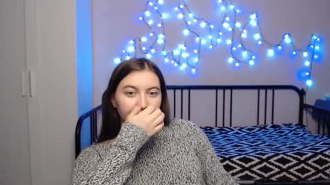 Alice online show from December 17, 7:15 pm