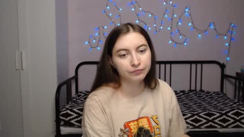 Alice online show from December 15, 7:10 pm