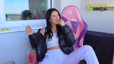 A R Y A  T I A online show from January 28, 10:56 am