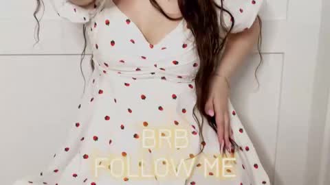 Snapshot of alice_dreammer chatting on October 19, 3:14 pm Alice online show from October 19, 3:14 pm