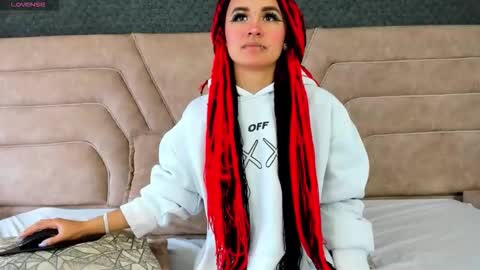 alice foxred online show from February 2, 7:13 pm